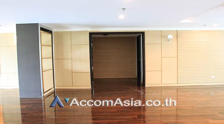  1  3 br Apartment For Rent in Sukhumvit ,Bangkok BTS Nana at Easy to access BTS and MRT 10317