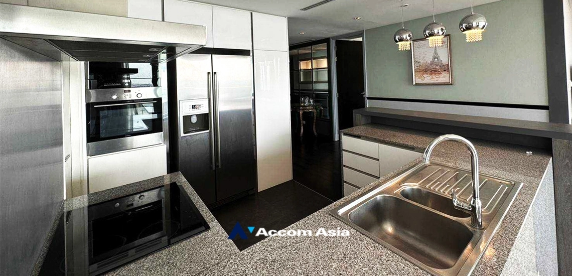 unit 3 Bedrooms  Condominium For Rent & Sale in Rama 3, Bangkok  near BRT Wat Dan (AA21138)