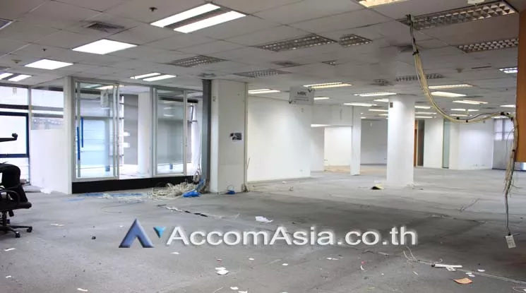  1  Office Space For Rent in Sukhumvit ,Bangkok BTS Asok - MRT Sukhumvit at Office space for rent Sukhumvit 25 AA21147