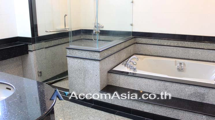 11  4 br House for rent and sale in Samutprakan ,Samutprakan  at Exclusive House in compound AA21153