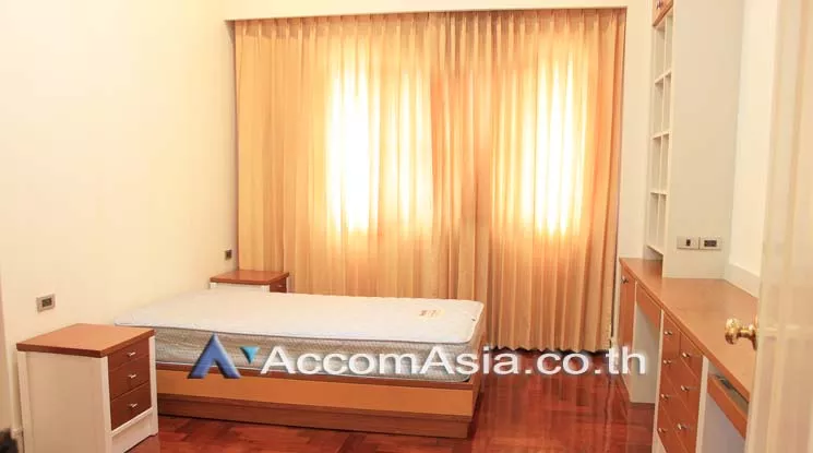 13  4 br House For Rent in  ,Samutprakan  at Exclusive House in compound AA21153
