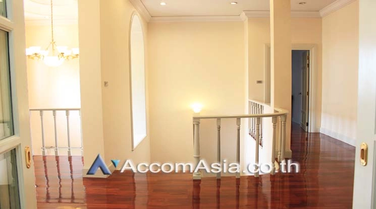 19  4 br House for rent and sale in Samutprakan ,Samutprakan  at Exclusive House in compound AA21153