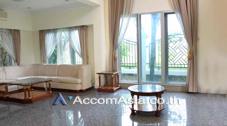 unit 4 Bedrooms  House For Rent & Sale in Samutprakan, Samutprakan  (AA21157)