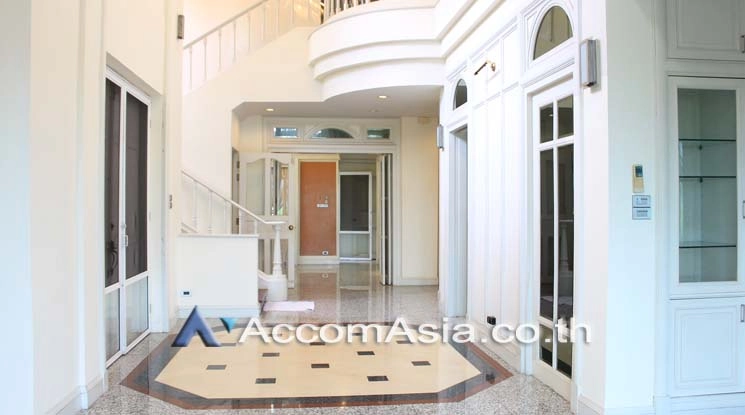4  4 br House for rent and sale in Samutprakan ,Samutprakan  at Exclusive House in compound AA21157
