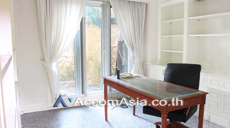 5  4 br House for rent and sale in Samutprakan ,Samutprakan  at Exclusive House in compound AA21157