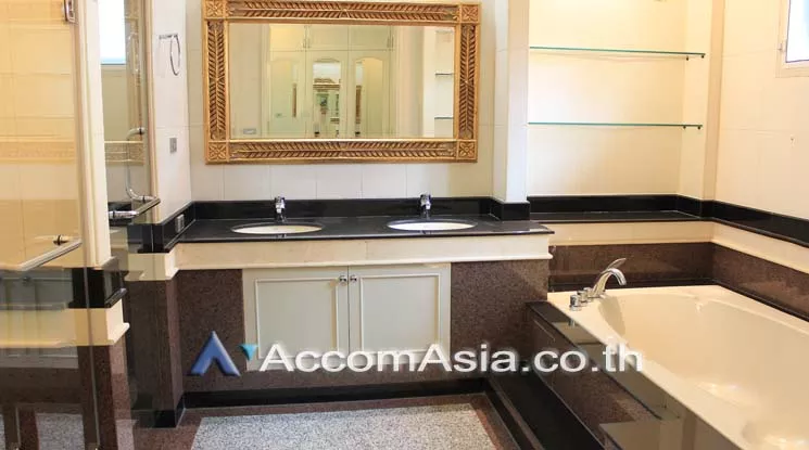 9  4 br House For Rent in  ,Samutprakan  at Exclusive House in compound AA21157