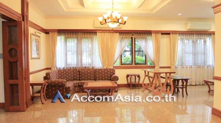 unit 4 Bedrooms  House For Rent & Sale in Samutprakan, Samutprakan  (AA21158)