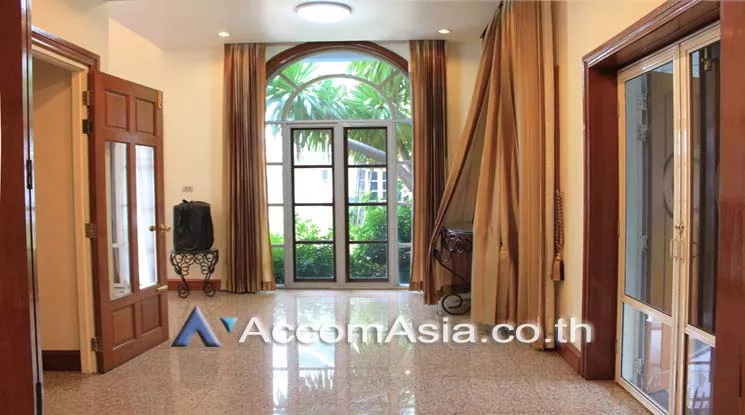 6  4 br House For Rent in  ,Samutprakan  at Exclusive House in compound AA21158