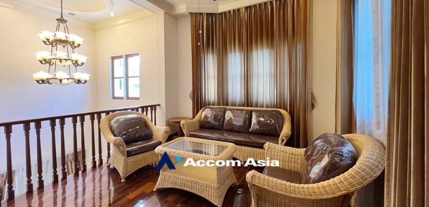20  5 br House For Rent in Samutprakan ,Samutprakan  at Exclusive House in compound AA21159