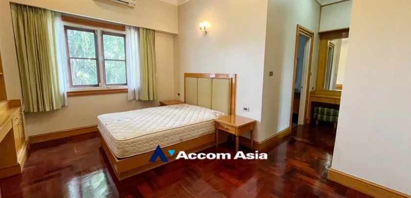31  5 br House For Rent in  ,Samutprakan  at Exclusive House in compound AA21159