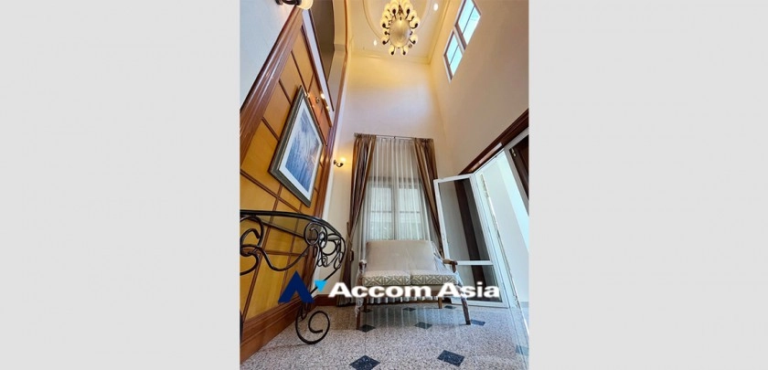 47  5 br House For Rent in Samutprakan ,Samutprakan  at Exclusive House in compound AA21159