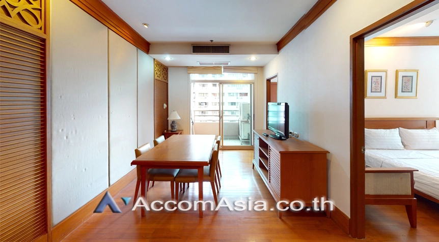 unitPet friendly |  2 Bedrooms  Condominium For Rent & Sale in Ploenchit, Bangkok  near BTS Chitlom (AA21163)