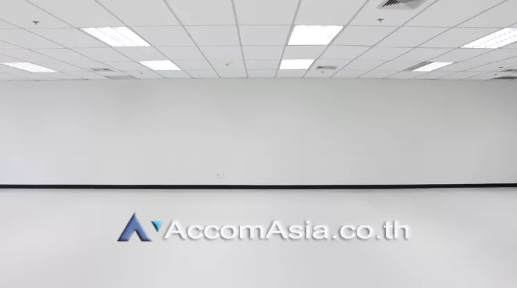  Office space For Rent in Sukhumvit, Bangkok  near BTS Phrom Phong (AA21219)