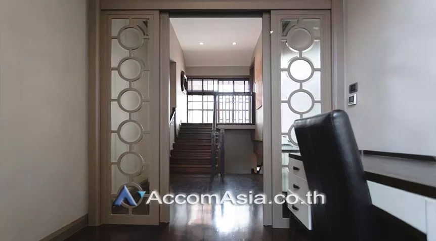 8  4 br House for rent and sale in Sukhumvit ,Bangkok BTS Phra khanong at Baan Sansiri Sukhumvit 67 AA21228