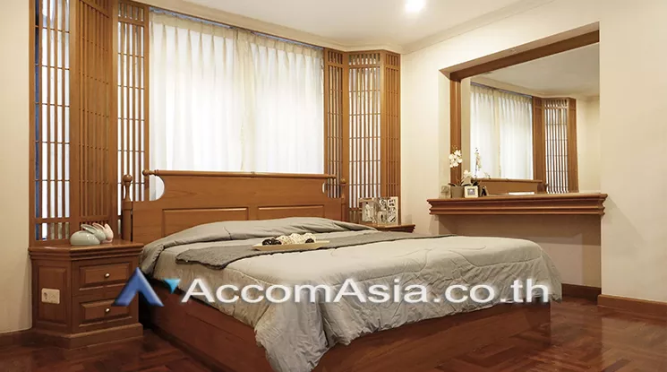 7  2 br Condominium For Rent in Silom ,Bangkok BTS Sala Daeng - BTS Chong Nonsi at Green Point Silom AA21247