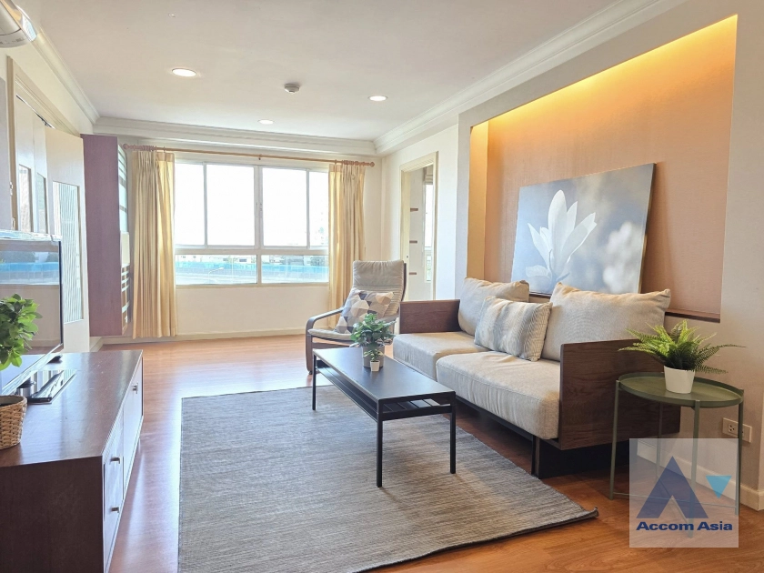 Fully Furnished |  Lumpini Suite Ratchada Condominium  3 Bedroom for Rent BRT Thanon Chan in Sathorn Bangkok