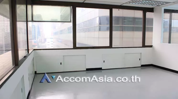 4  Office Space For Rent in Sukhumvit ,Bangkok BTS Asok - MRT Sukhumvit at Rajapark Building AA21259