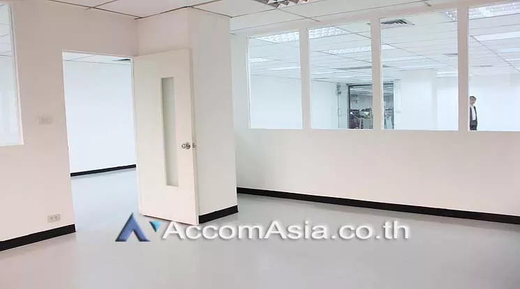 6  Office Space For Rent in Sukhumvit ,Bangkok BTS Asok - MRT Sukhumvit at Rajapark Building AA21259