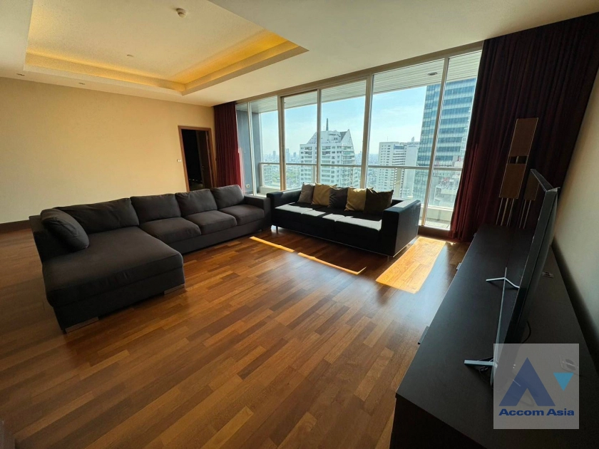  Sky Villas Sathorn Condominium  3 Bedroom for Sale & Rent BTS Chong Nonsi in Sathorn Bangkok