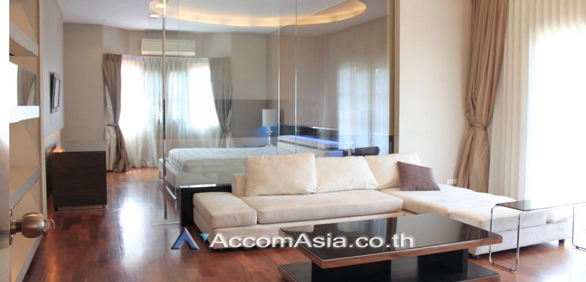 11  6 br House For Rent in Bangna ,Bangkok BTS Bearing at House in compound AA21276
