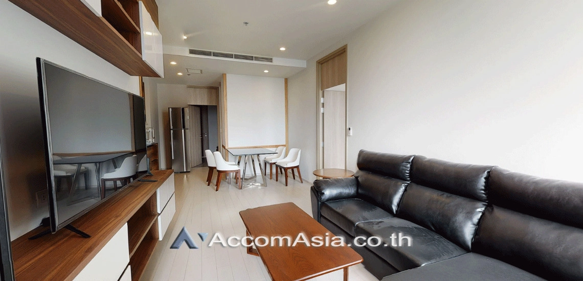  2 Bedrooms  Condominium For Rent in Ploenchit, Bangkok  near BTS Ploenchit (AA21279)