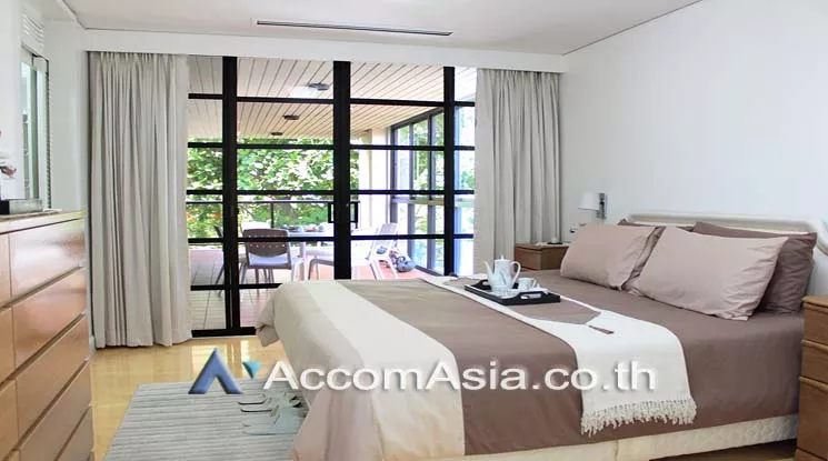 10  4 br Apartment For Rent in Sathorn ,Bangkok BTS Sala Daeng - MRT Lumphini at Children Dreaming Place - Garden AA21288