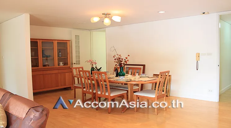 Pet friendly |  4 Bedrooms  Apartment For Rent in Sathorn, Bangkok  near BTS Sala Daeng - MRT Lumphini (AA21289)