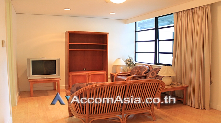 9  4 br Apartment For Rent in Sathorn ,Bangkok BTS Sala Daeng - MRT Lumphini at Children Dreaming Place - Garden AA21289