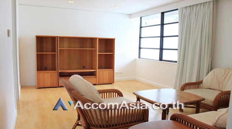 11  3 br Apartment For Rent in Sathorn ,Bangkok BTS Sala Daeng - MRT Lumphini at Children Dreaming Place - Garden AA21290