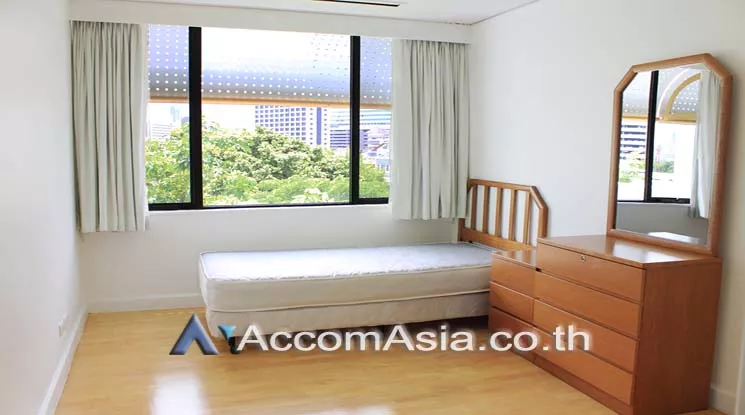 9  3 br Apartment For Rent in Sathorn ,Bangkok BTS Sala Daeng - MRT Lumphini at Children Dreaming Place - Garden AA21290