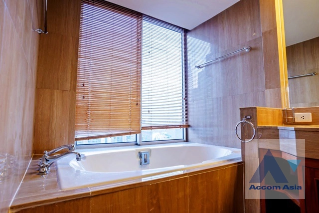 11  2 br Condominium For Rent in Ploenchit ,Bangkok BTS Chitlom at Langsuan Ville AA21292