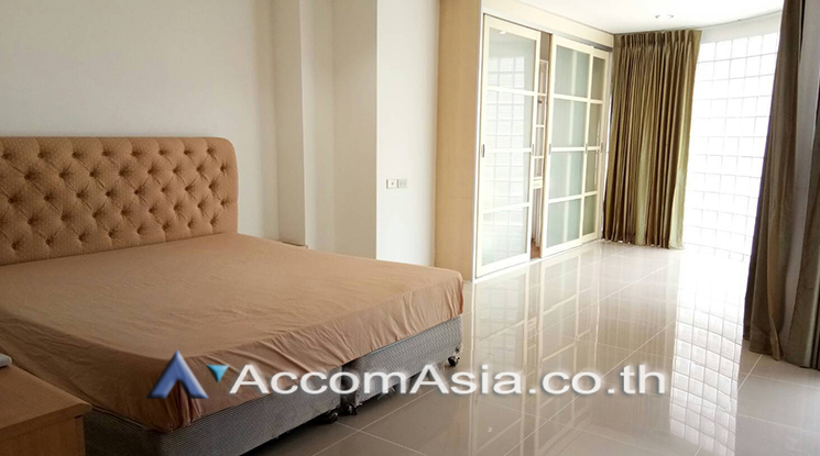unit 2 Bedrooms  Condominium For Rent in Sukhumvit, Bangkok  (AA21309)