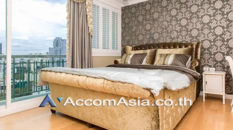  3 Bedrooms  Condominium For Rent in Sukhumvit, Bangkok  near BTS Asok - MRT Sukhumvit (AA21316)