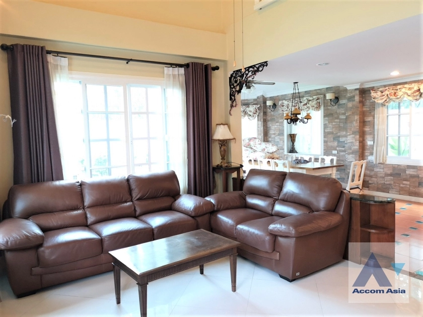 5  4 br House for rent and sale in Bang Na ,Bangkok BTS Bearing at Fantasia Villa 3  AA21327