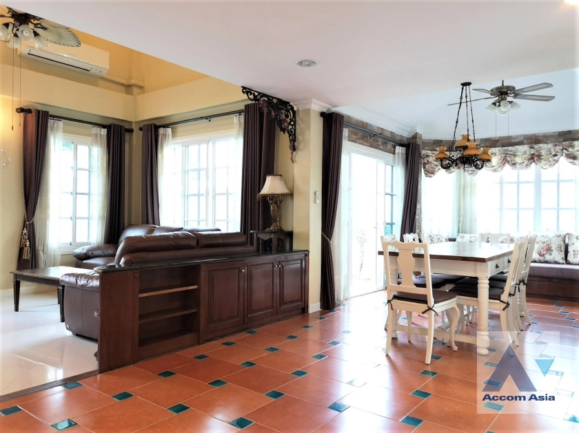 7  4 br House for rent and sale in Bang Na ,Bangkok BTS Bearing at Fantasia Villa 3  AA21327