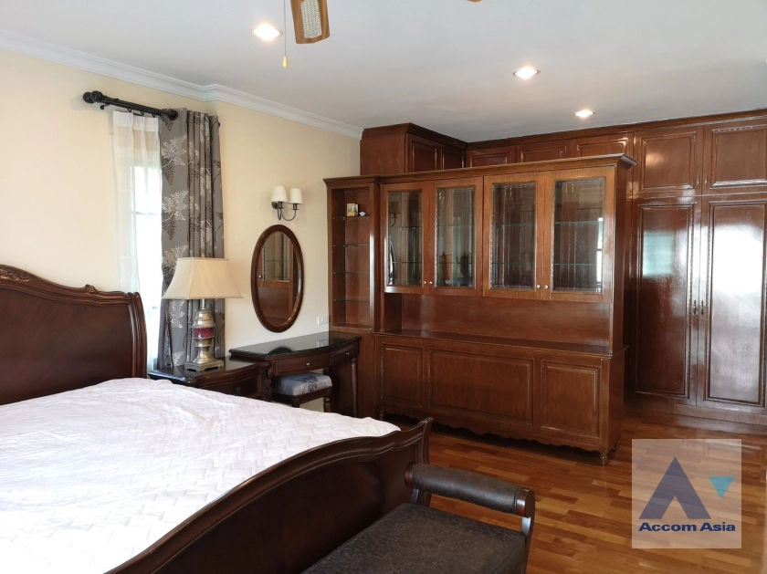 27  4 br House for rent and sale in Bang Na ,Bangkok BTS Bearing at Fantasia Villa 3  AA21327