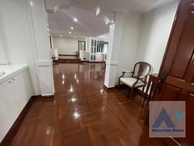8  3 br Apartment For Rent in Sukhumvit ,Bangkok BTS Asok - MRT Sukhumvit at Convenience for your family AA21334