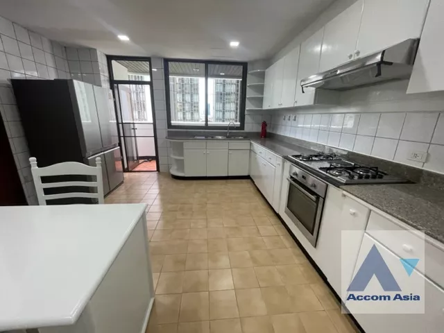 12  3 br Apartment For Rent in Sukhumvit ,Bangkok BTS Asok - MRT Sukhumvit at Convenience for your family AA21334