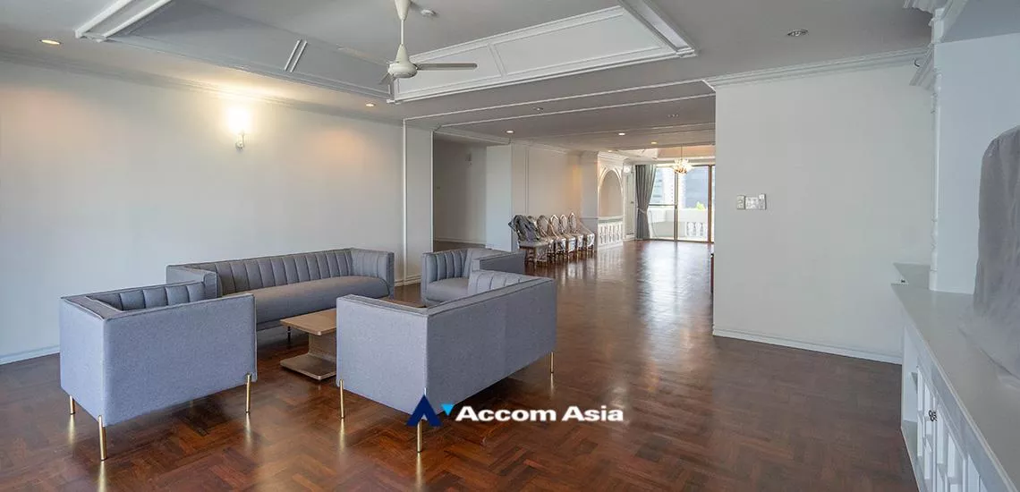  1  3 br Apartment For Rent in Sukhumvit ,Bangkok BTS Asok - MRT Sukhumvit at Perfect For Family AA21335