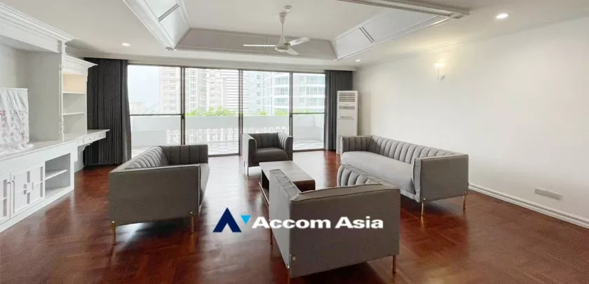 Pet friendly |  3 Bedrooms  Apartment For Rent in Sukhumvit, Bangkok  near BTS Asok - MRT Sukhumvit (AA21335)