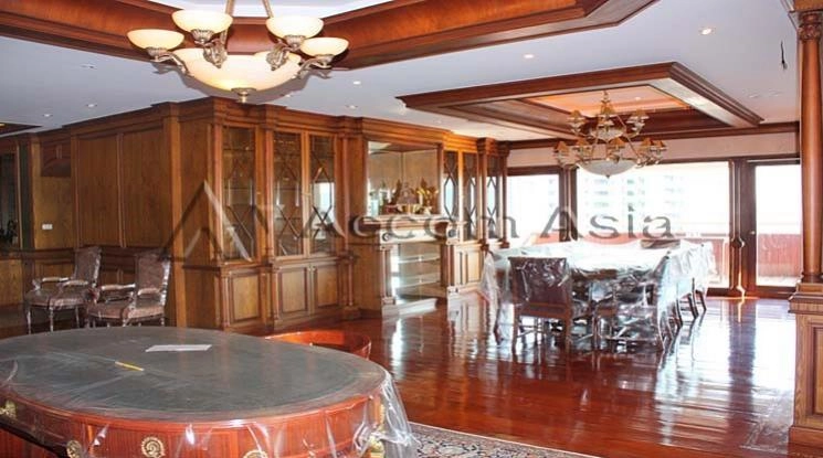  Tower Park Condominium  3 Bedroom for Sale & Rent BTS Nana in Sukhumvit Bangkok