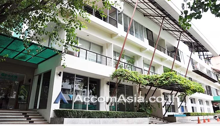 unit Office space For Rent in Phaholyothin, Bangkok  near MRT Phetchaburi (AA21347)