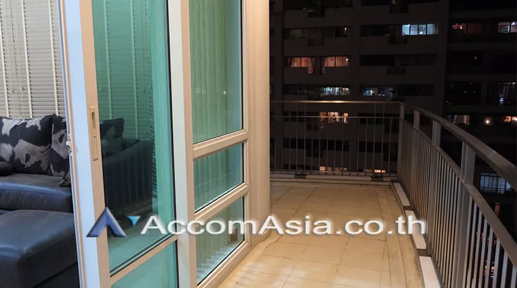 unit 2 Bedrooms  Condominium For Sale in Ploenchit, Bangkok  near BTS Ratchadamri (AA21366)