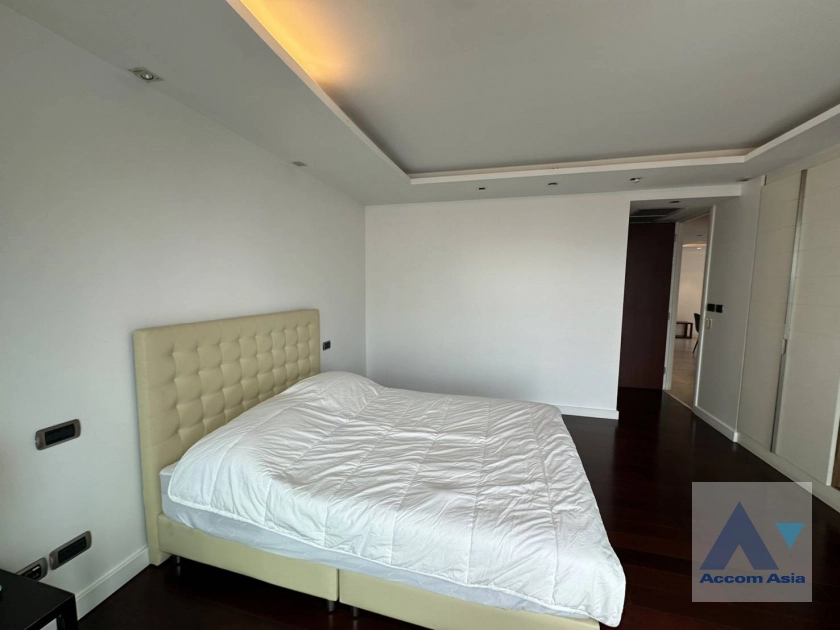 16  3 br Condominium for rent and sale in Phaholyothin ,Bangkok BTS Ari at Le Monaco Residence AA21369