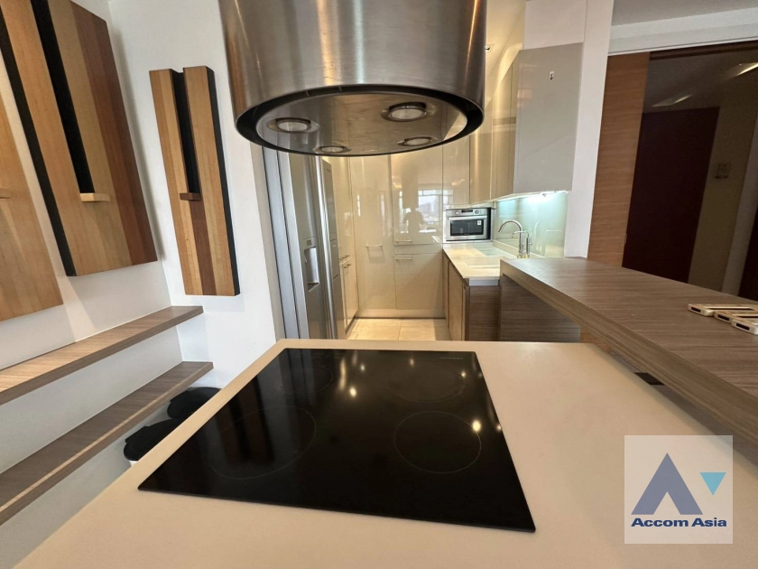 6  3 br Condominium for rent and sale in Phaholyothin ,Bangkok BTS Ari at Le Monaco Residence AA21369