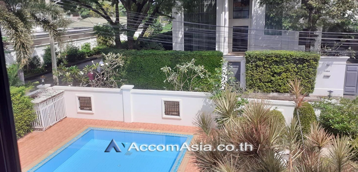 8  5 br House for rent and sale in Pattanakarn ,Bangkok BTS On Nut at Panya Pattanakarn Village AA21371