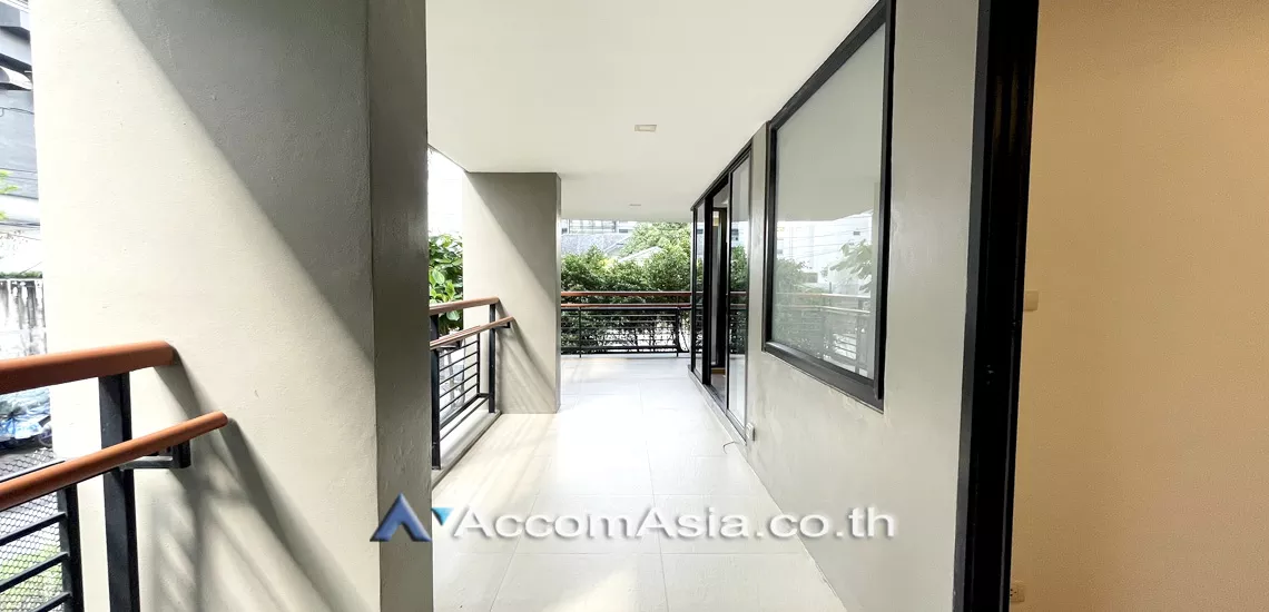 16  3 br Apartment For Rent in Sukhumvit ,Bangkok BTS Asok - MRT Sukhumvit at A sleek style residence with homely feel AA21376