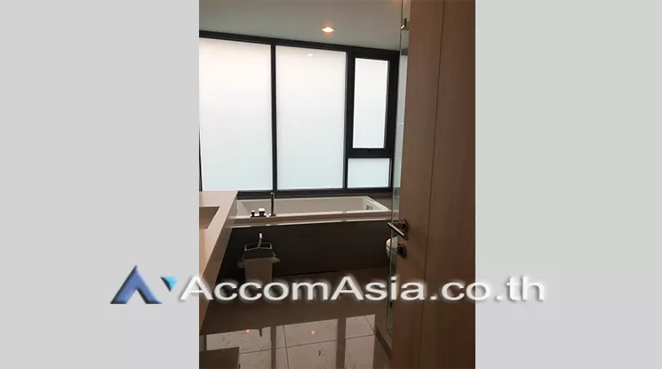 4  2 br Condominium For Rent in Sukhumvit ,Bangkok BTS Ekkamai at Rhythm Sukhumvit 42 AA21379