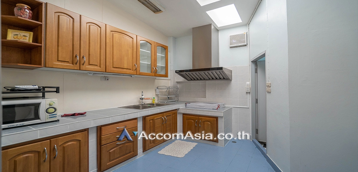 5  3 br House for rent and sale in Sukhumvit ,Bangkok BTS Phra khanong at Home Place Sukhumvit 71 AA21385