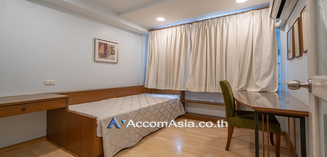 10  3 br House for rent and sale in Sukhumvit ,Bangkok BTS Phra khanong at Home Place Sukhumvit 71 AA21385